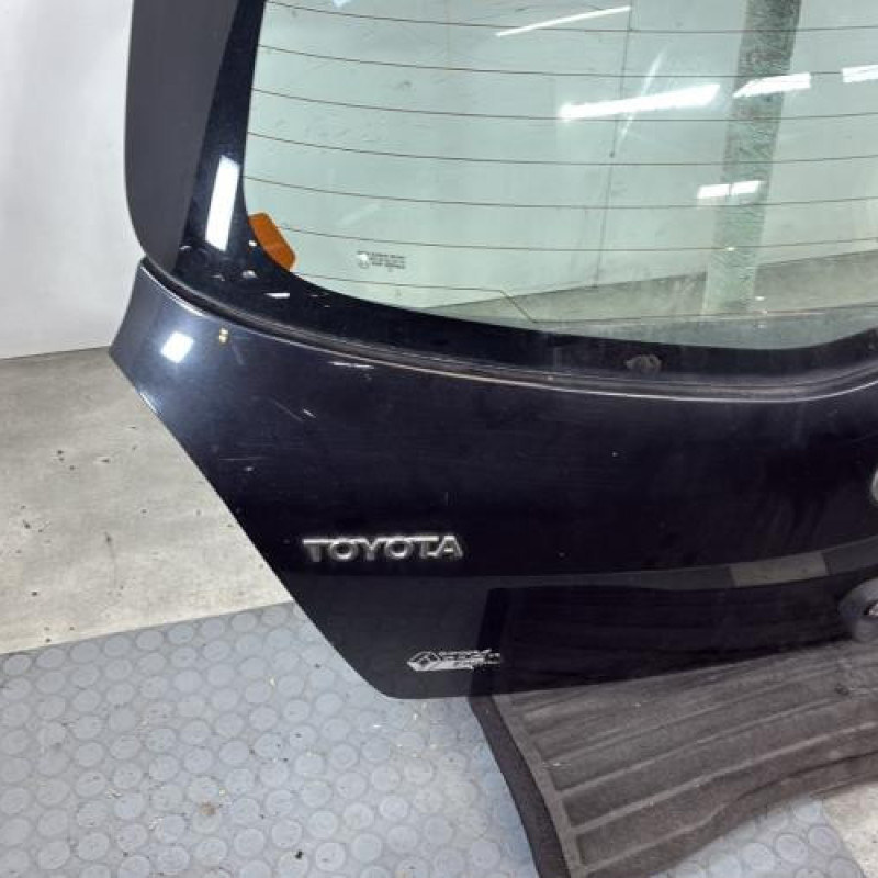 Malle/Hayon arriere TOYOTA YARIS 2 Photo n°5