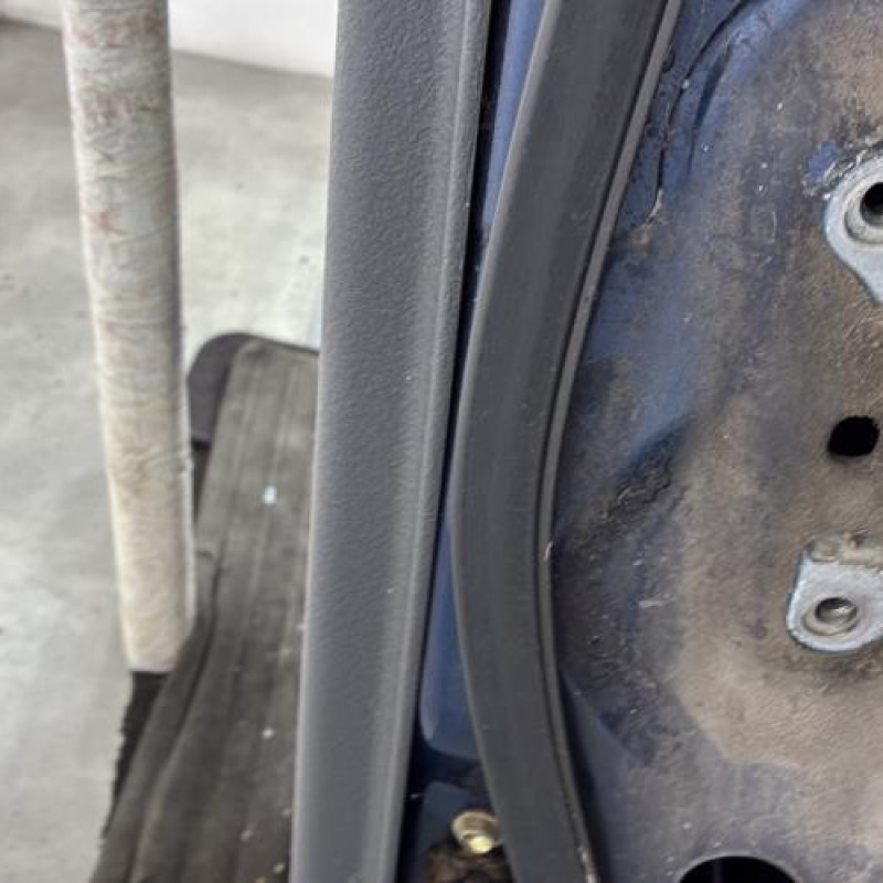 Porte arriere gauche TOYOTA YARIS 1 Photo n°5