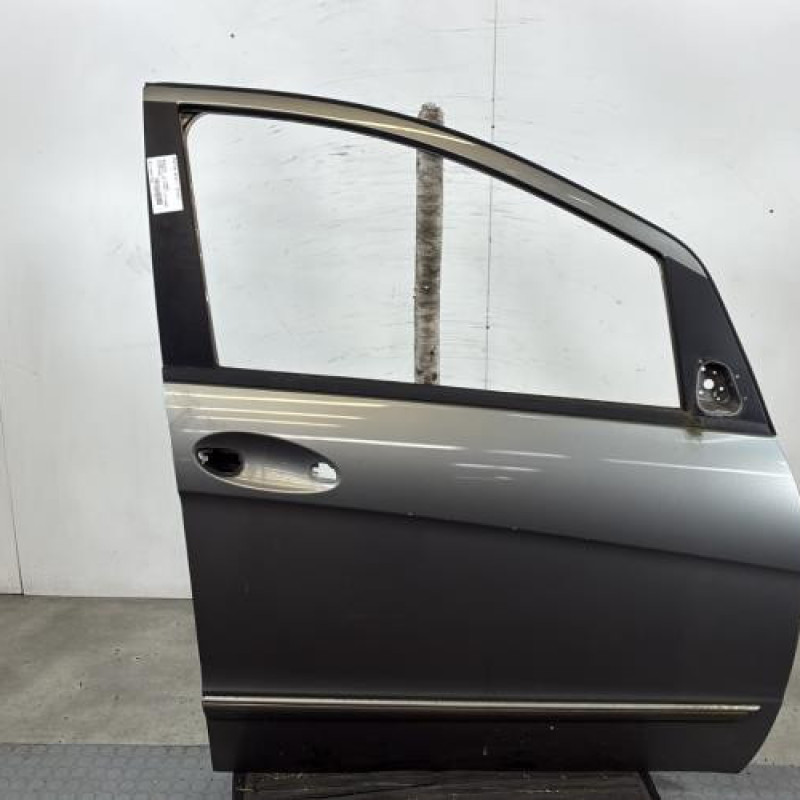 Porte avant droit MERCEDES CLASSE A 169 Photo n°1