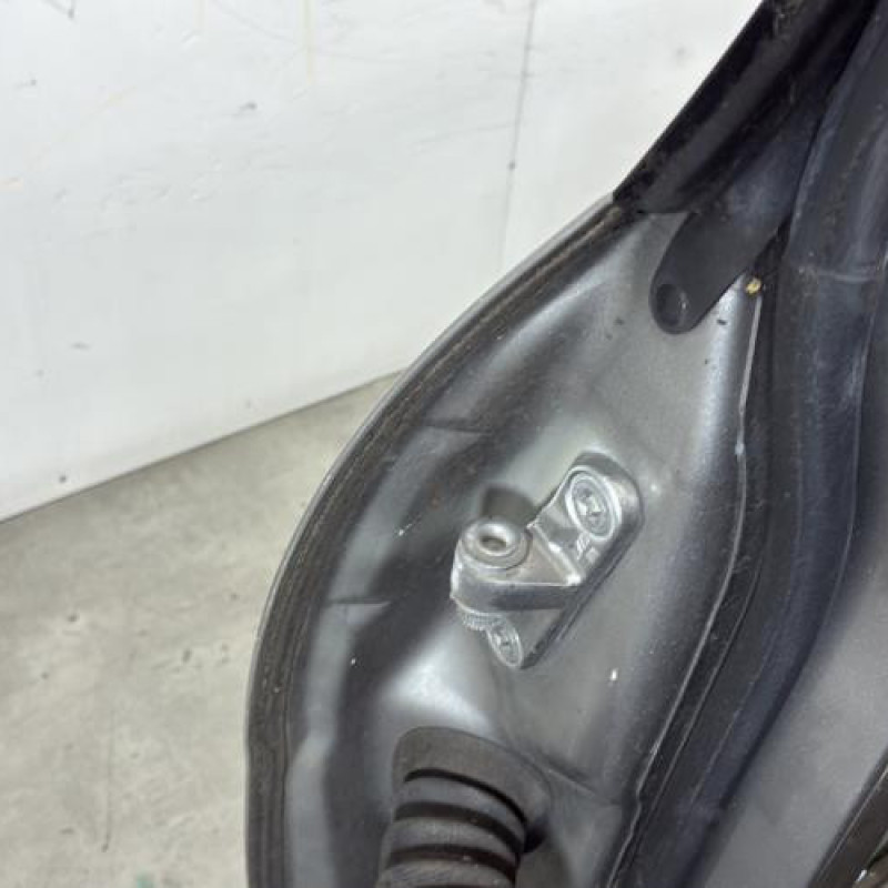 Porte avant droit MERCEDES CLASSE A 169 Photo n°2