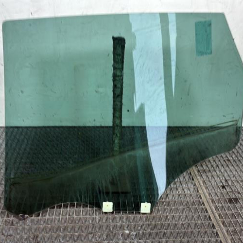 Vitre arriere droit RENAULT SCENIC 4 Photo n°4