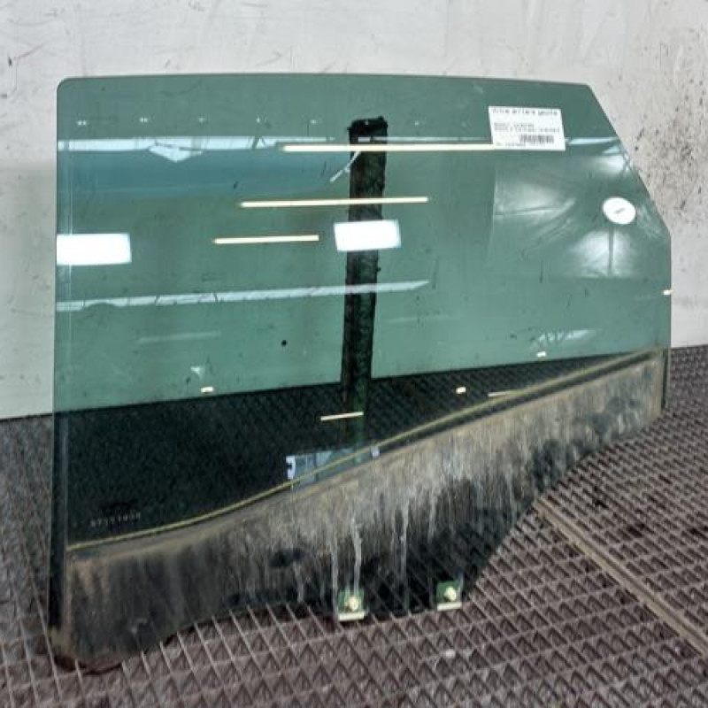 Vitre arriere gauche RENAULT SCENIC 4 Photo n°2