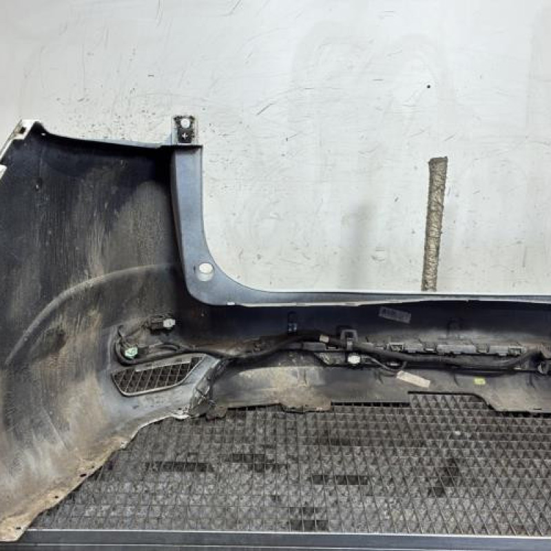 Pare choc arriere RENAULT MEGANE 4 Photo n°6