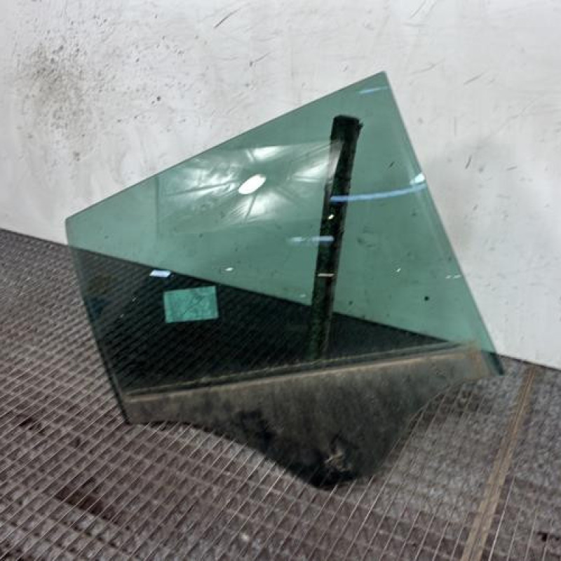 Vitre arriere droit RENAULT MEGANE 4 Photo n°3