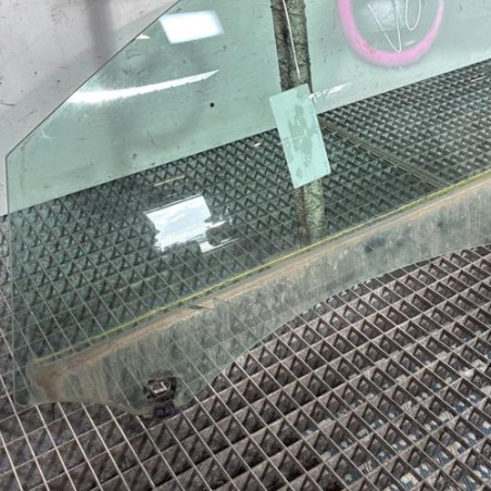 Vitre avant gauche RENAULT MEGANE 4