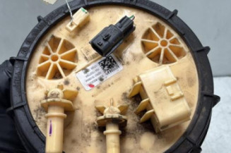 Pompe à carburant RENAULT MEGANE 4
