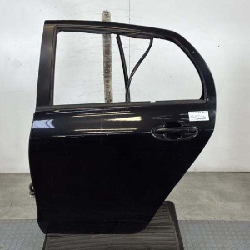 Porte arriere gauche TOYOTA YARIS 2 Photo n°1