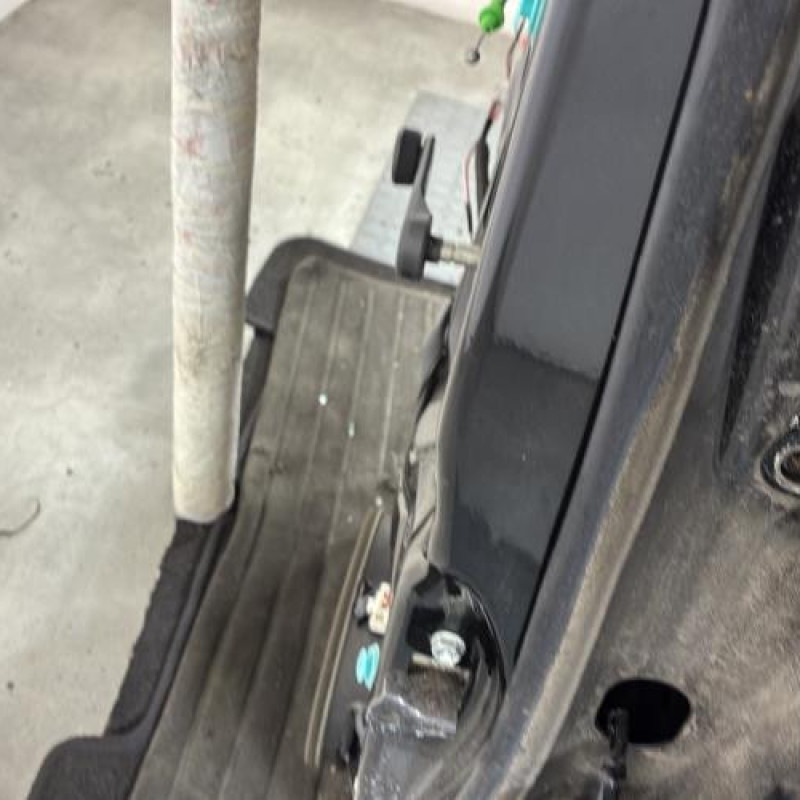 Porte arriere gauche TOYOTA YARIS 2 Photo n°4