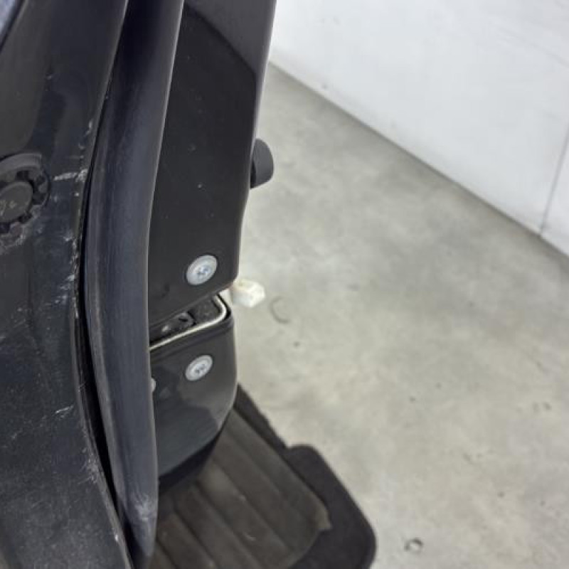 Porte avant gauche TOYOTA YARIS 2 Photo n°3