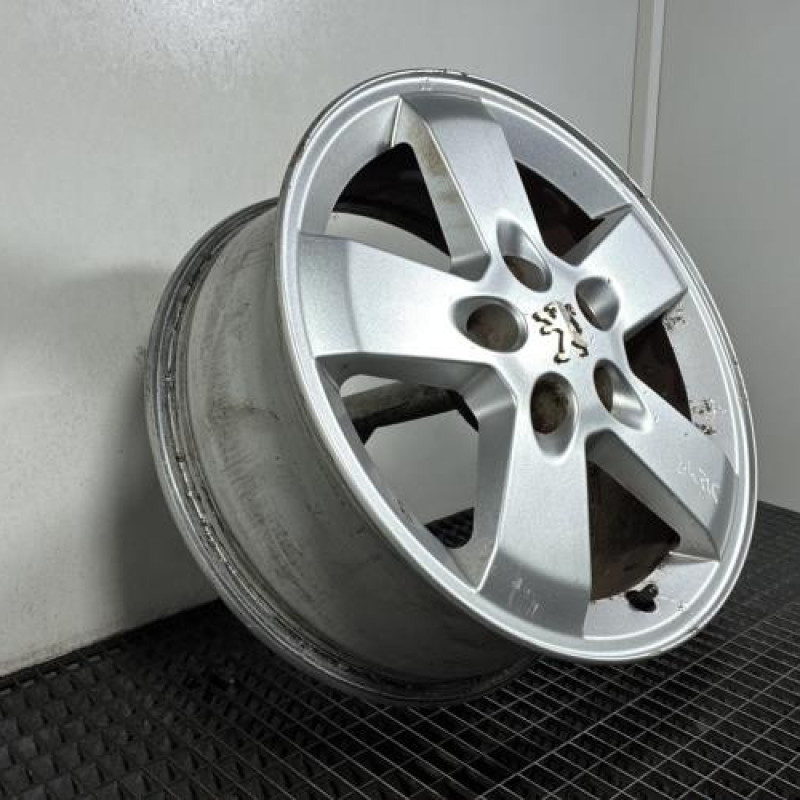 Jante PEUGEOT 407 Photo n°4