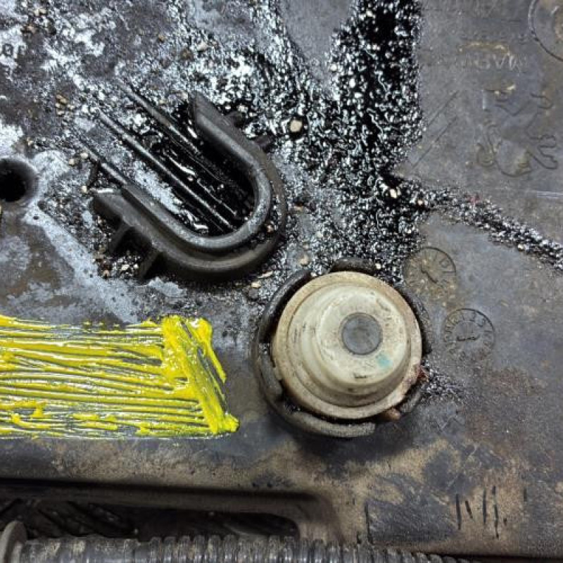 Reservoir cerine PEUGEOT 308 1 Photo n°3