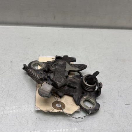 Serrure de capot PEUGEOT 208 1