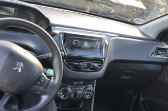 Serrure de capot PEUGEOT 208 1