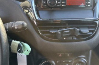 Serrure de capot PEUGEOT 208 1
