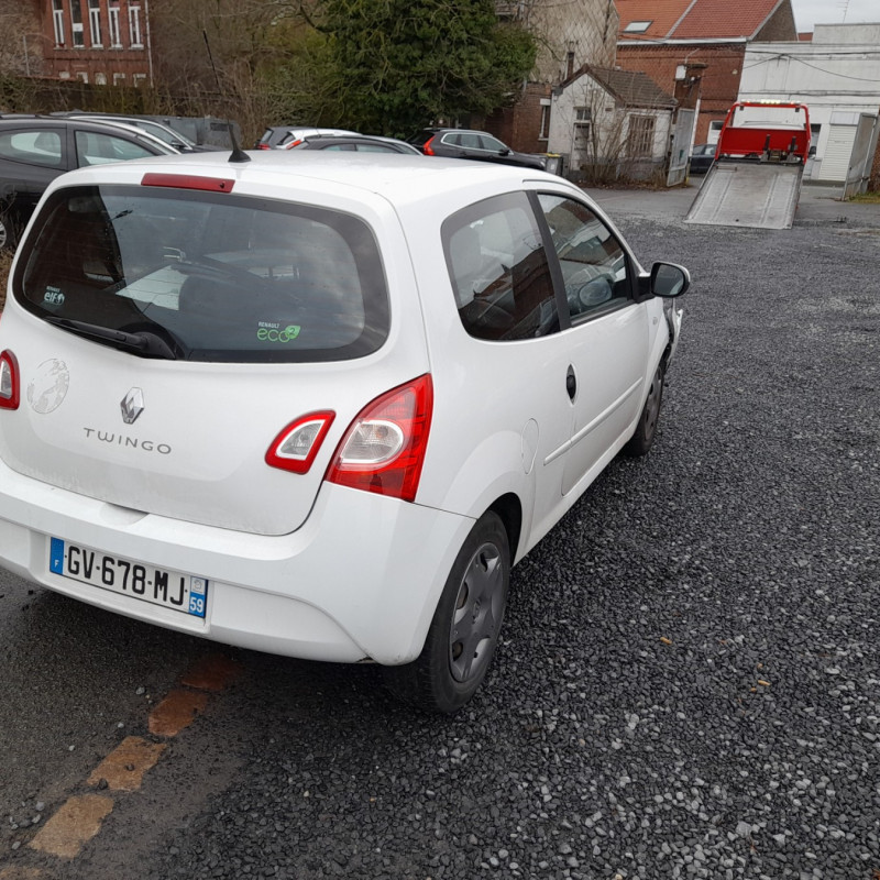 RENAULT TWINGO 2 PHASE 2 1.2i - 16V Photo n°2