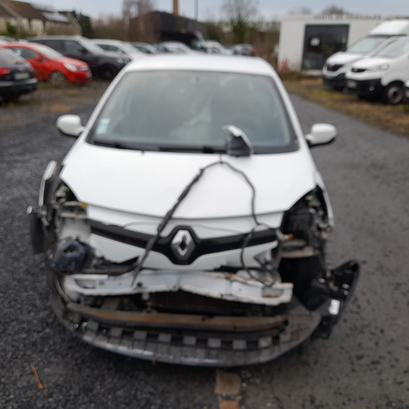RENAULT TWINGO 2 PHASE 2 1.2i - 16V Photo n°5
