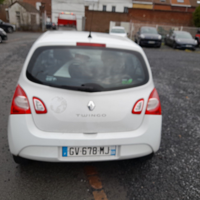 RENAULT TWINGO 2 PHASE 2 1.2i - 16V Photo n°6