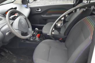 RENAULT TWINGO 2 PHASE 2 1.2i - 16V