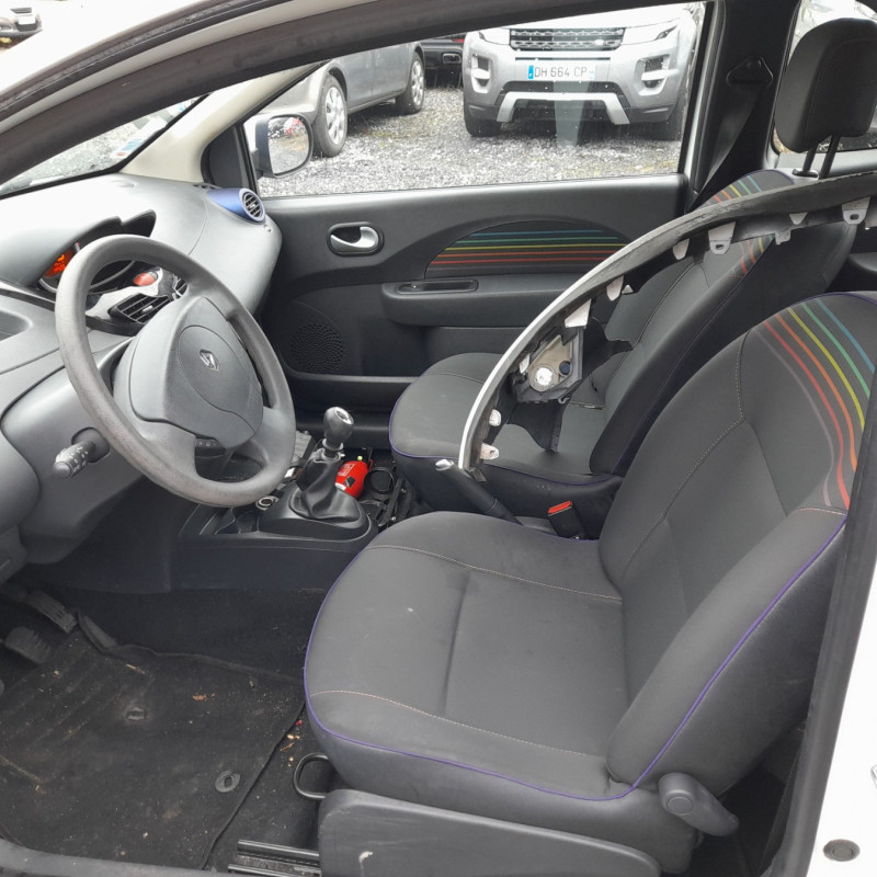 RENAULT TWINGO 2 PHASE 2 1.2i - 16V Photo n°7