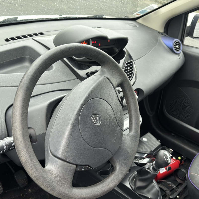 RENAULT TWINGO 2 PHASE 2 1.2i - 16V Photo n°16