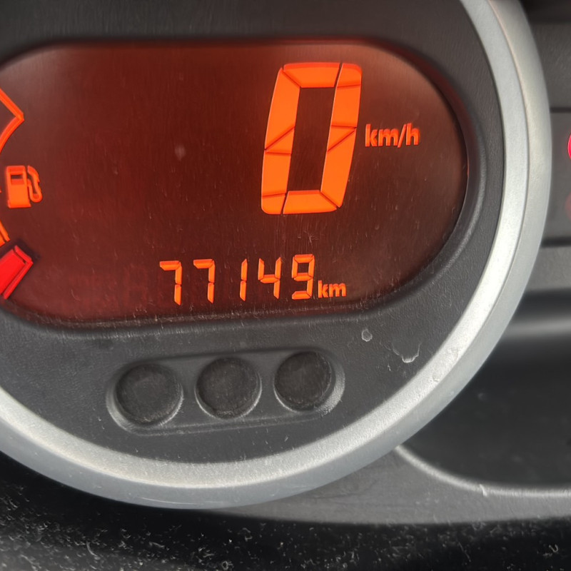 RENAULT TWINGO 2 PHASE 2 1.2i - 16V Photo n°20