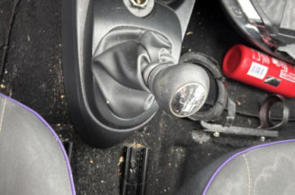 RENAULT TWINGO 2 PHASE 2 1.2i - 16V