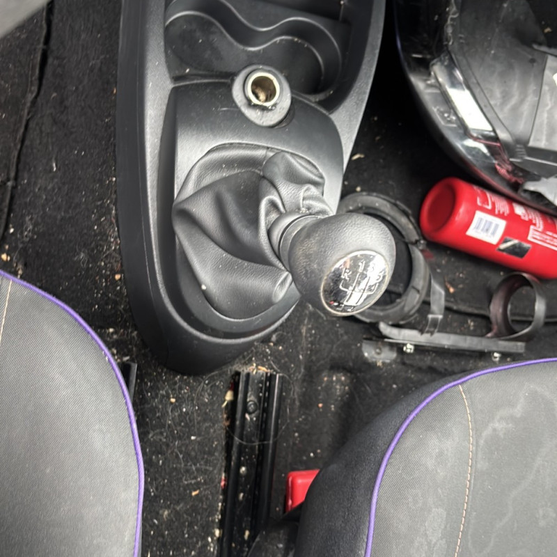 RENAULT TWINGO 2 PHASE 2 1.2i - 16V Photo n°21