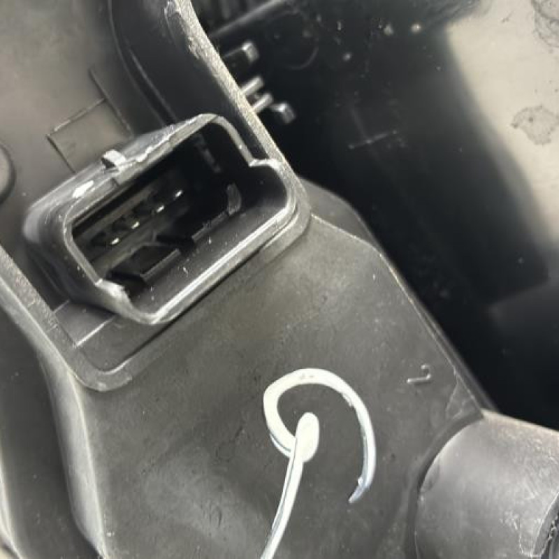 Feu arriere principal gauche (feux) RENAULT MEGANE 2 Photo n°3