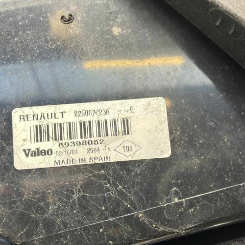 Feu arriere principal gauche (feux) RENAULT MEGANE 2 Photo n°4