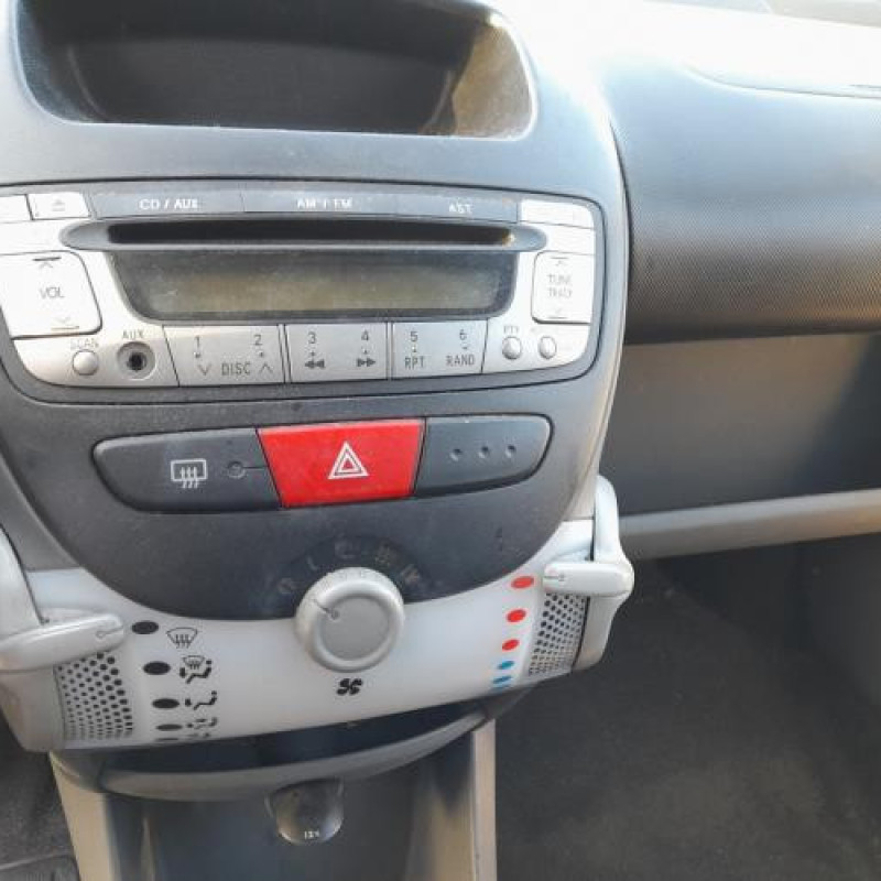 Vase de lave glace CITROEN C1 1 Photo n°3