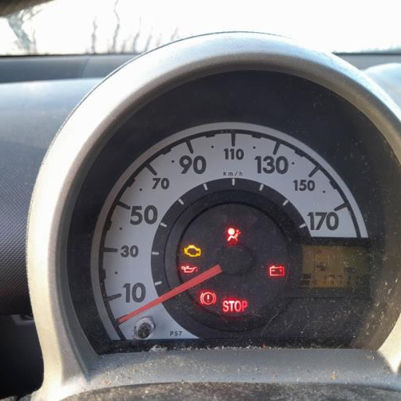 Vase de lave glace CITROEN C1 1 Photo n°4