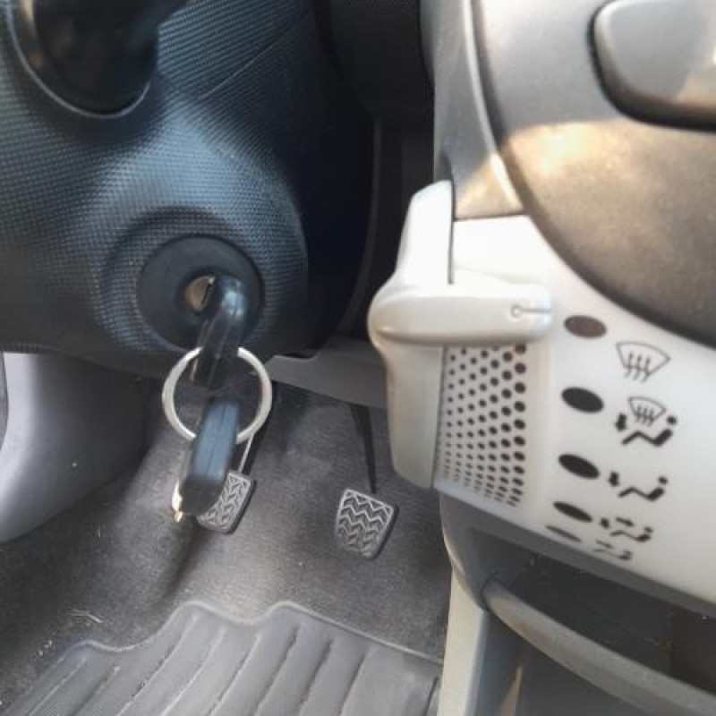 Vase de lave glace CITROEN C1 1 Photo n°5