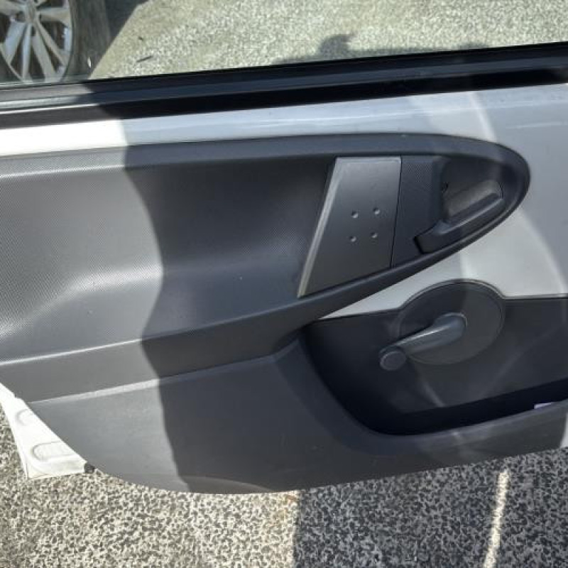 Vase de lave glace CITROEN C1 1 Photo n°14