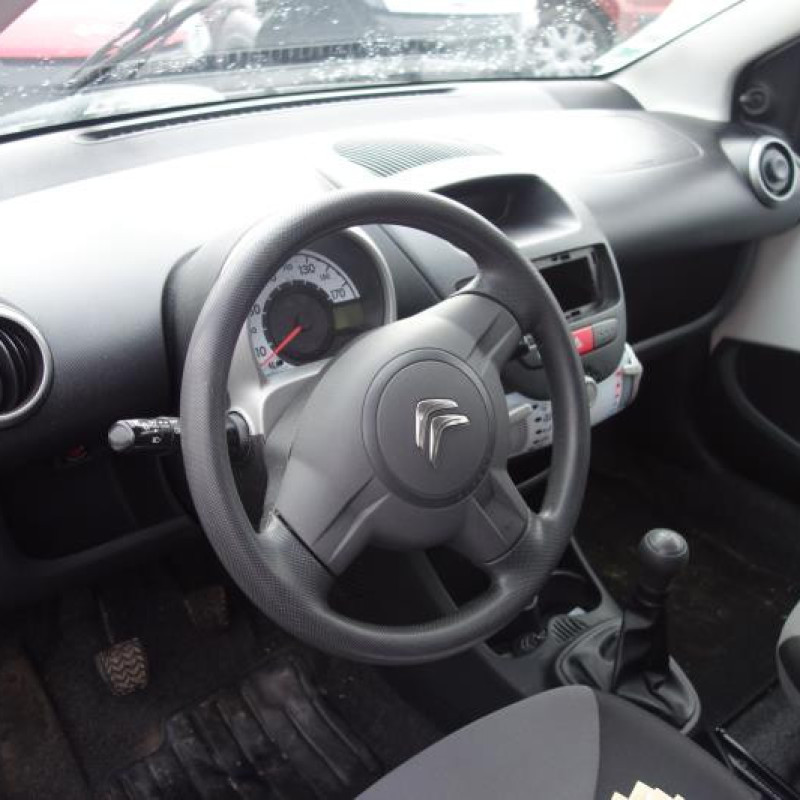 Reservoir essence CITROEN C1 1 Photo n°8