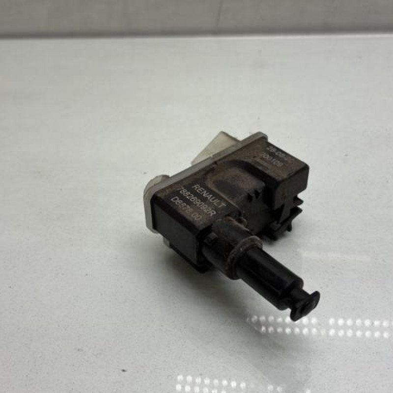 Actionneur verrou trappe d'essence RENAULT CLIO 5 Photo n°1