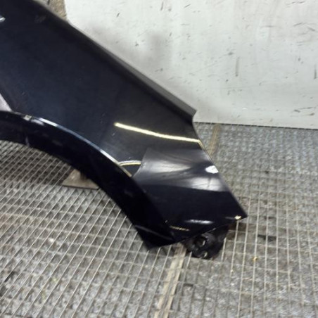 Aile avant droit FORD FIESTA 7