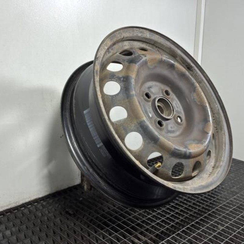 Jante TOYOTA YARIS 3 Photo n°3