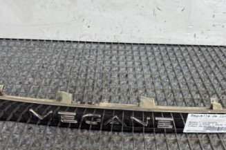 Baguette de coffre RENAULT MEGANE 4 Photo n°1