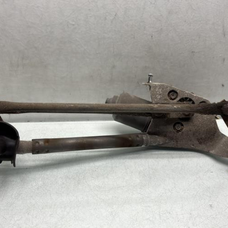 Moteur essuie glace avant TOYOTA YARIS 2 Photo n°1