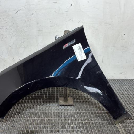 Aile avant gauche FORD FIESTA 7 Photo n°1