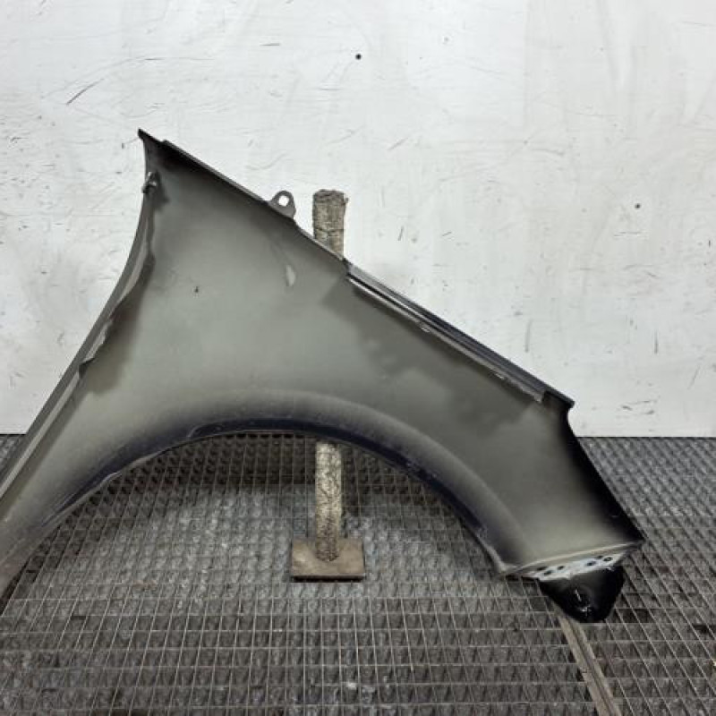 Aile avant gauche FORD FIESTA 7 Photo n°4