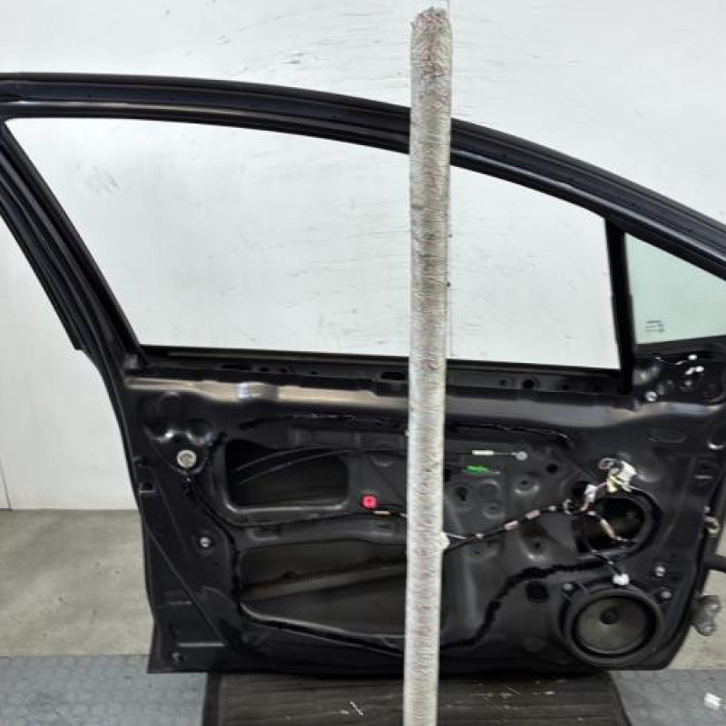 Porte avant gauche TOYOTA YARIS 3 Photo n°6