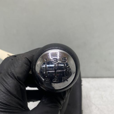 Pommeau de vitesses CITROEN C3 2 Photo n°1