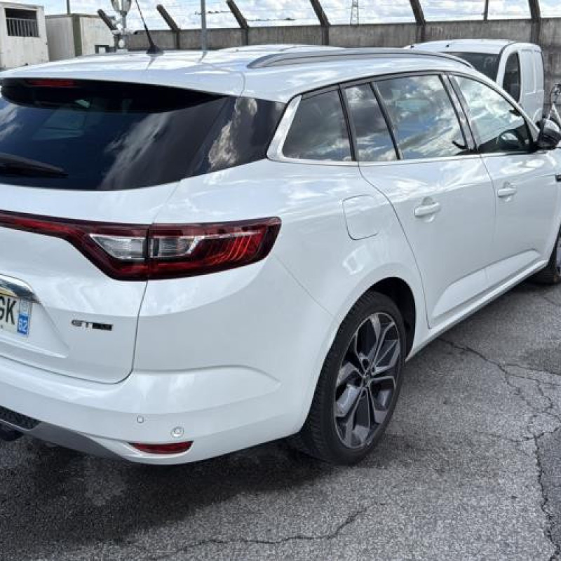 Renfort pare choc arriere (traverse) RENAULT MEGANE 4 Photo n°7