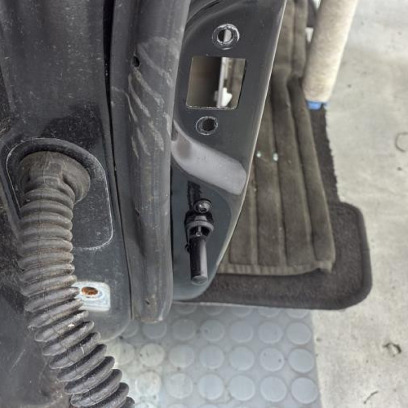 Porte avant droit FORD FIESTA 7 Photo n°3