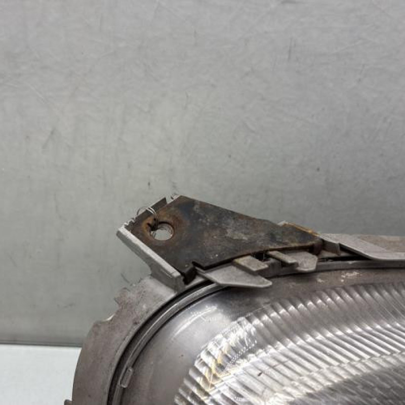 Optique avant principal droit (feux)(phare) MERCEDES CLASSE A 168 Photo n°2