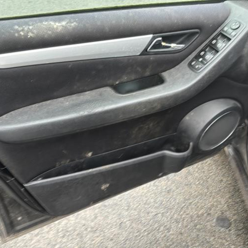 Renfort pare choc arriere (traverse) MERCEDES CLASSE A 169 Photo n°12