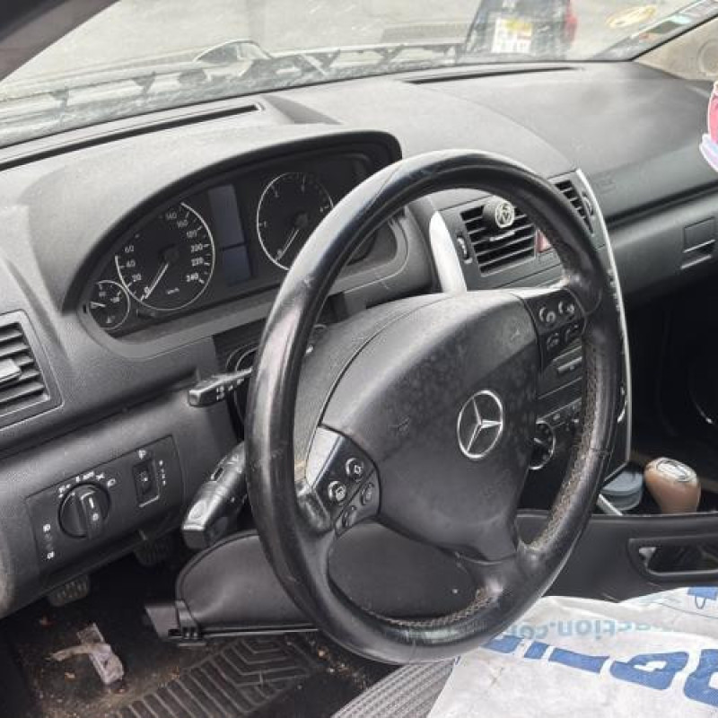 Renfort pare choc arriere (traverse) MERCEDES CLASSE A 169 Photo n°16