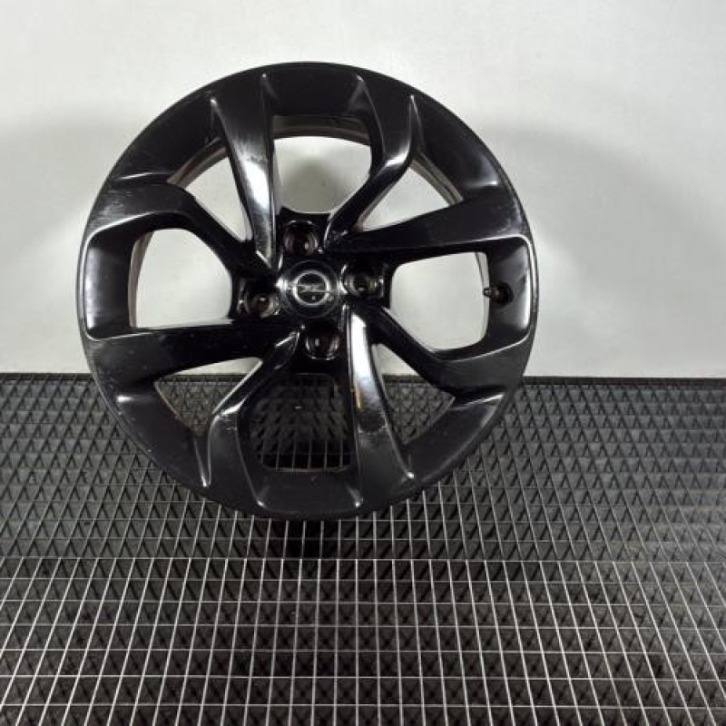 Jante OPEL CORSA E Photo n°1