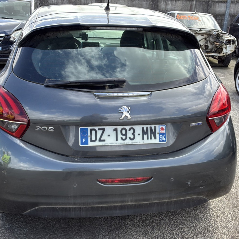 PEUGEOT 208 1 PHASE 2 1.6 BLUE HDI - 8V TURBO Photo n°16